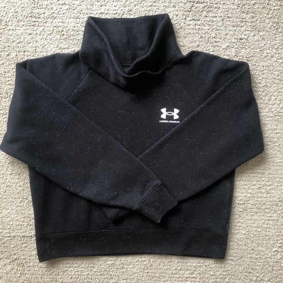Under Armour Sweatshirt.NWOT. - Picture 1 of 1
